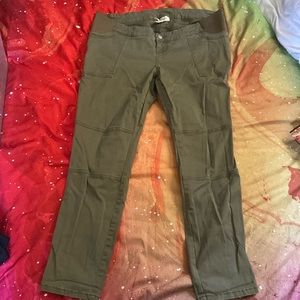 Like new Jessica Simpson maternity chinos